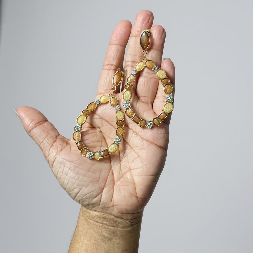 Elegant Gold and Brown Hoop Earrings - Picture 4 of 5